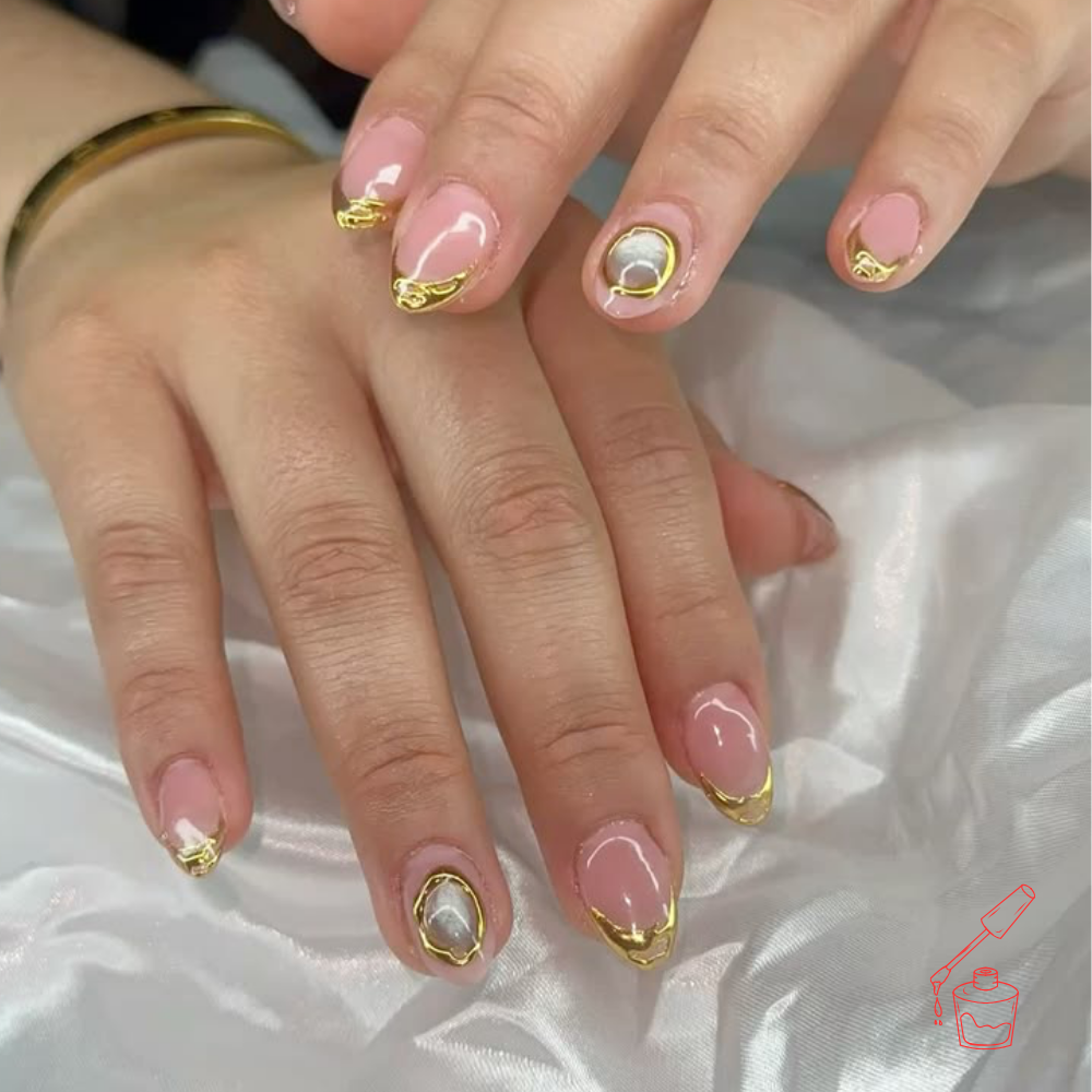 Creation Nails logo